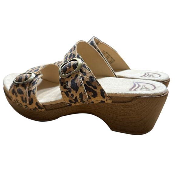 Dansko Womens EU 40 US 7 Sophie Leopard Print Suede Wedge Slide Sandals - Picture 4 of 9